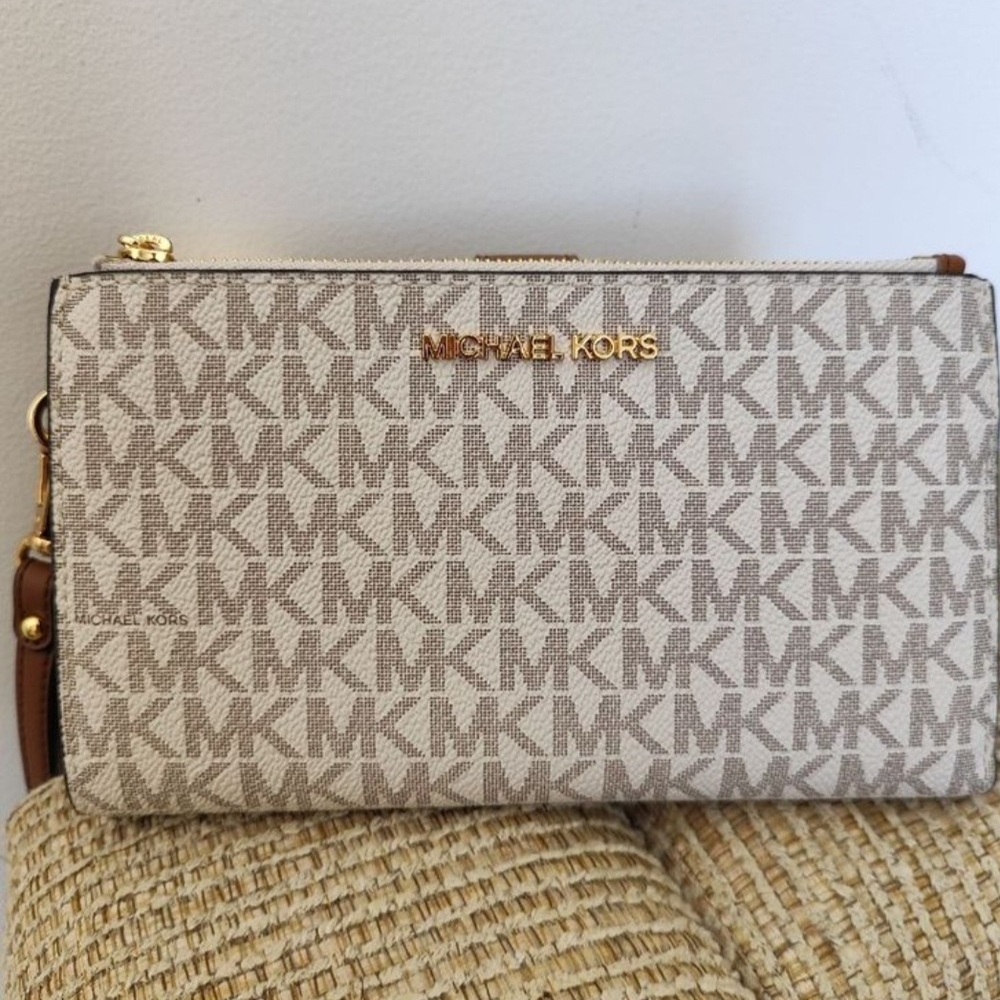Michael Kors Beige Monogram Women's Bag